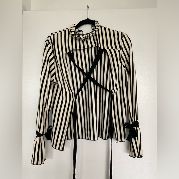 🛍️ZARA LIMITED EDITION. BEAUTIFUL OPEN BACK TOP - Picture 6 of 6